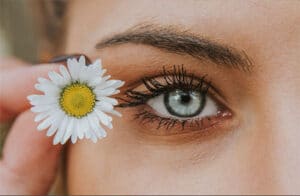 A ladies eye
